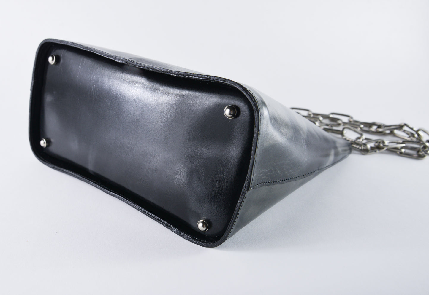 Liquid Chain Tote - Black