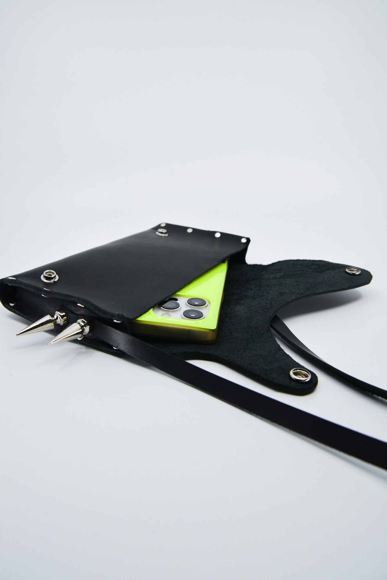 Axolotl Bag -Black