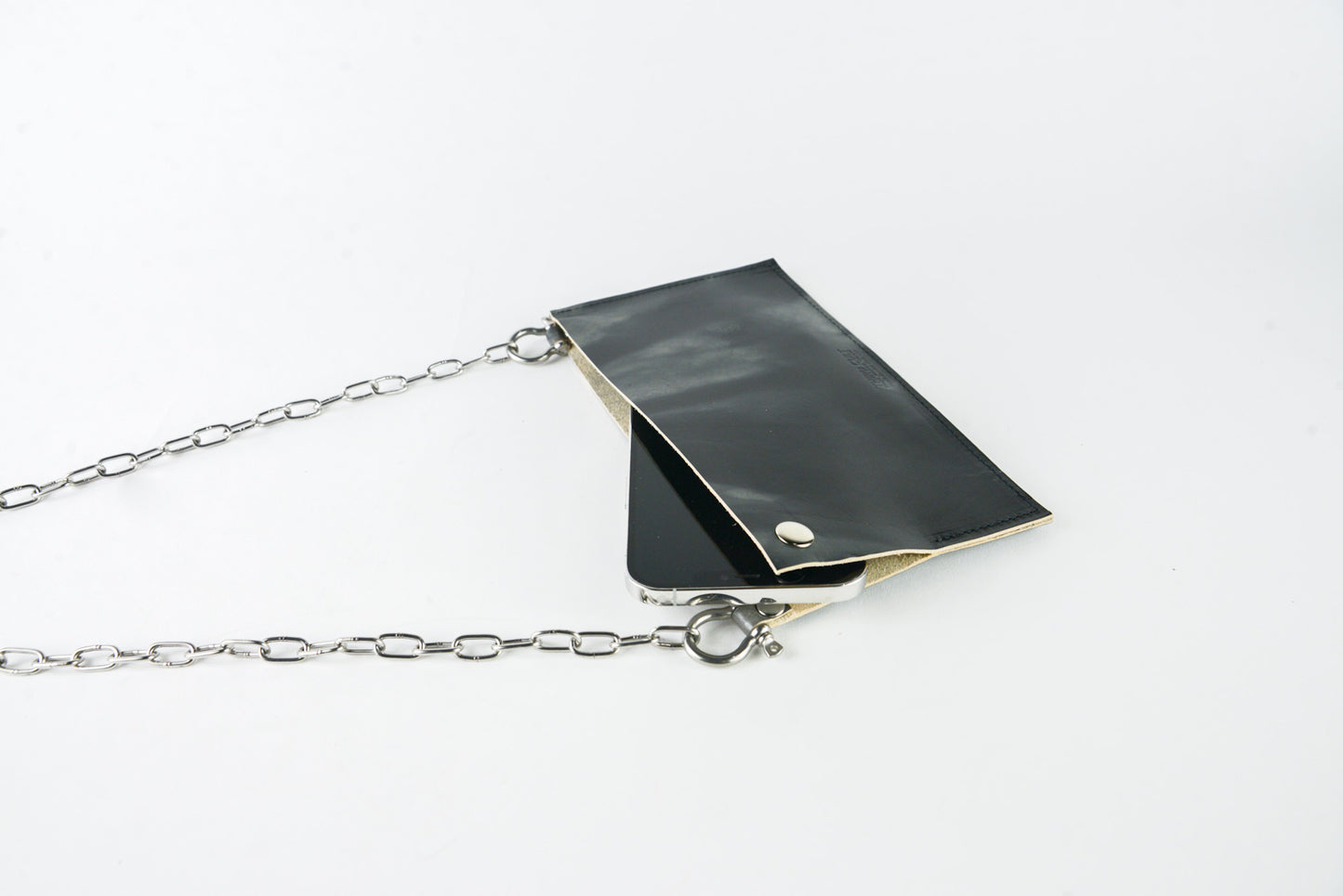 Crossbody Chain Pouch -Liquid Black